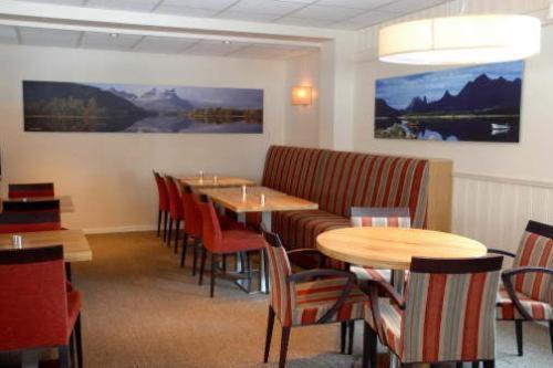 Hamaroy Hotel Innhavet Bagian luar foto