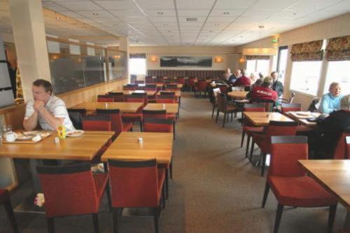 Hamaroy Hotel Innhavet Bagian luar foto